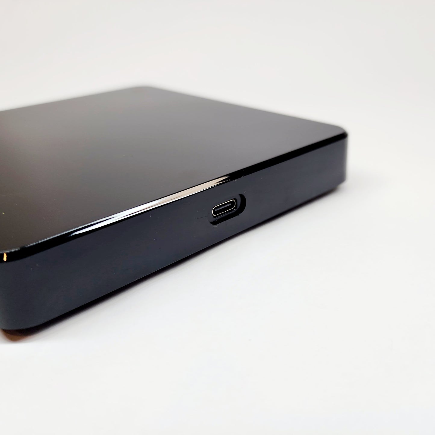 Side view of USB charging port on the scale

